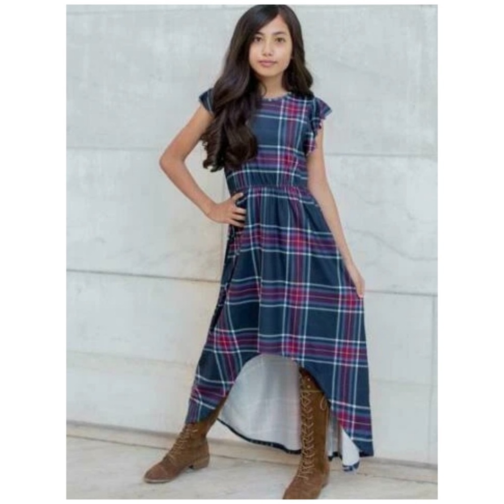 Joyfolie Prairie Farmhouse Western Photo Shoot Leah Maxi Dress Navy Plaid | 3